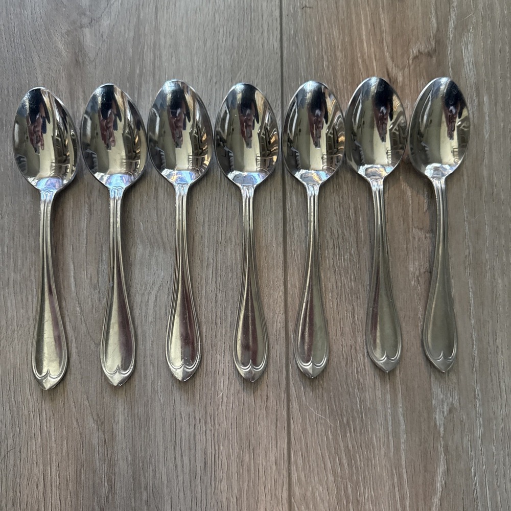 7 PCs Oval Place Soup‎ Spoons Reed & Barton Select OVAL THREAD